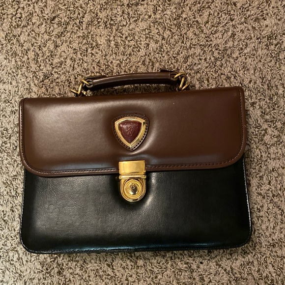 Adriana Vintage Two-Tone Leather Envelope Portfolio Handbag - Picture 3 of 10